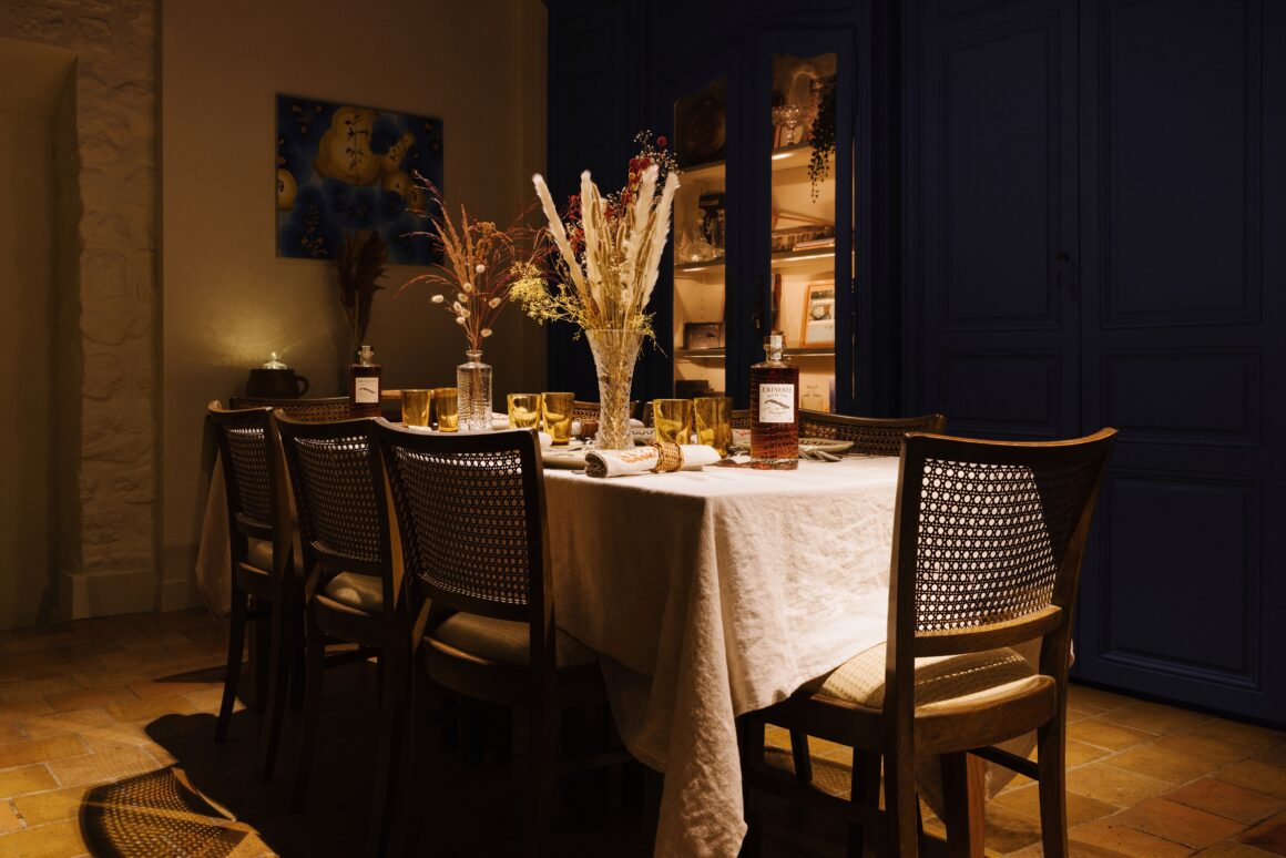 Casa Eminente, a Parisian pop-up for Eminente rum - LVMH